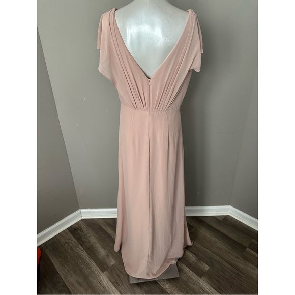 MONIQUE LHUILLIER BRIDESMAIDS Gwen A Line Gown - Picture 10 of 12
